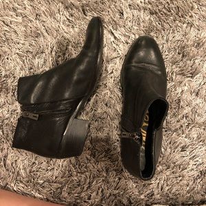 sam edelman booties